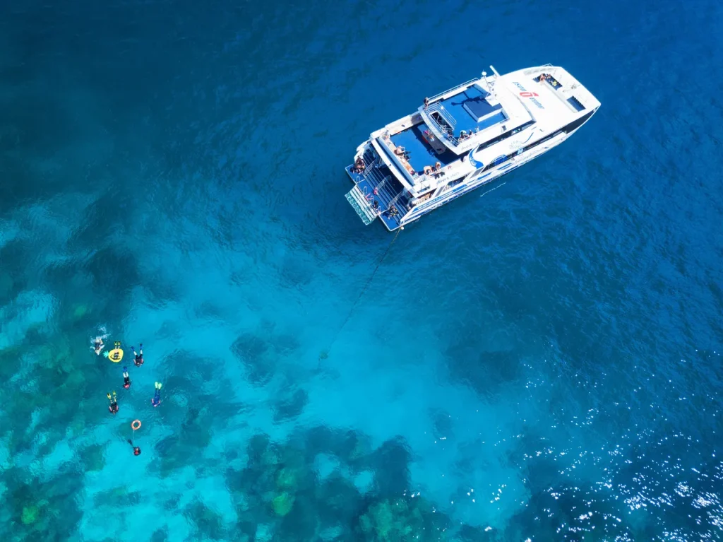 441746-aquaquest-vessel-aerial-view-web-version-1280px