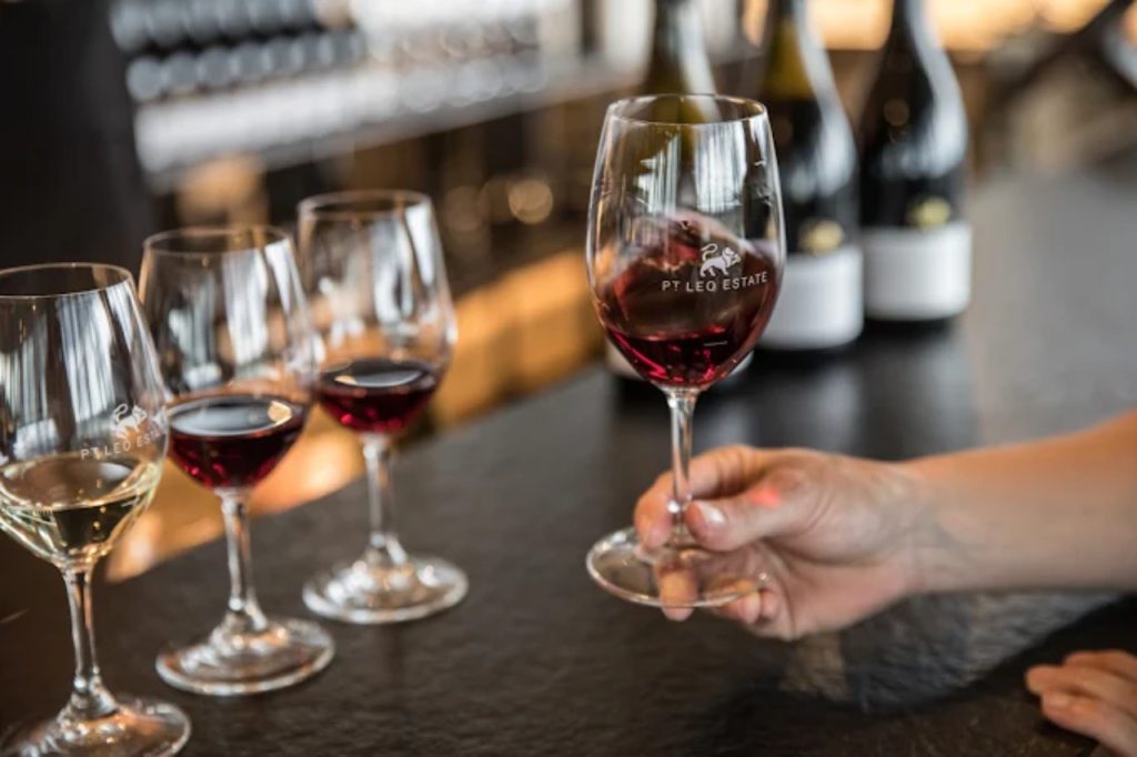 Rhiannon Tayor_Wine Tasting 2